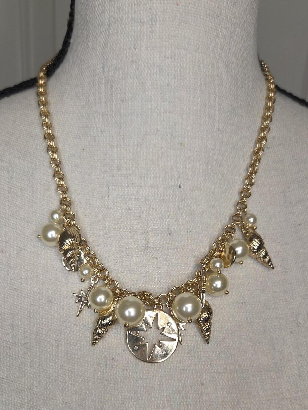 NWT Banana Republic Gold Tone Faux Pearl Coastal Charm Necklace